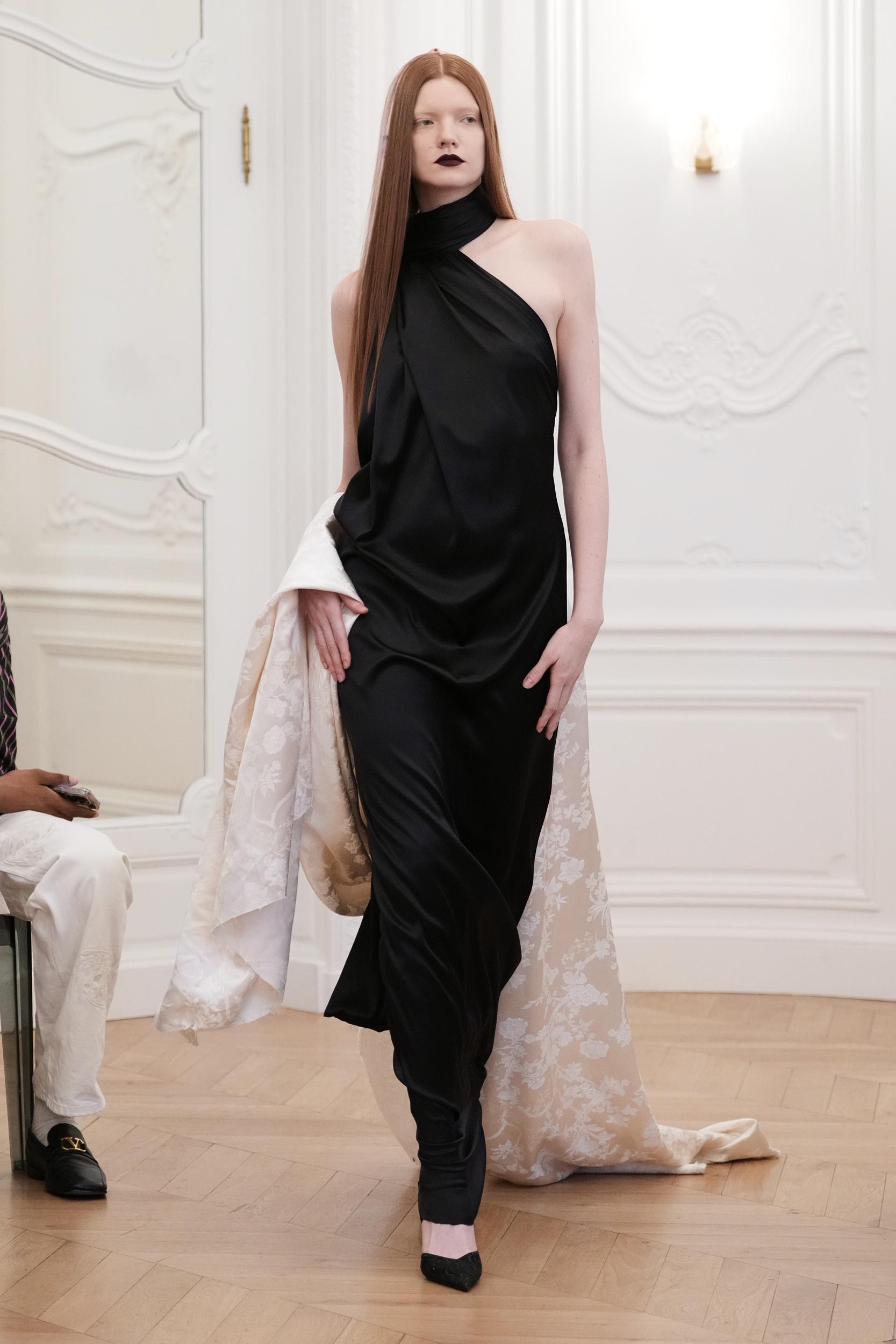 Défilé - Peet Dullaert - Couture Automne-Hiver 26-27